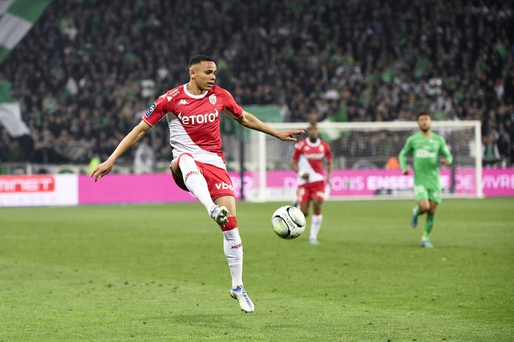 Leyu-每体:德科与摩纳哥后卫万德森和卡约-恩里克的经纪人进行会谈