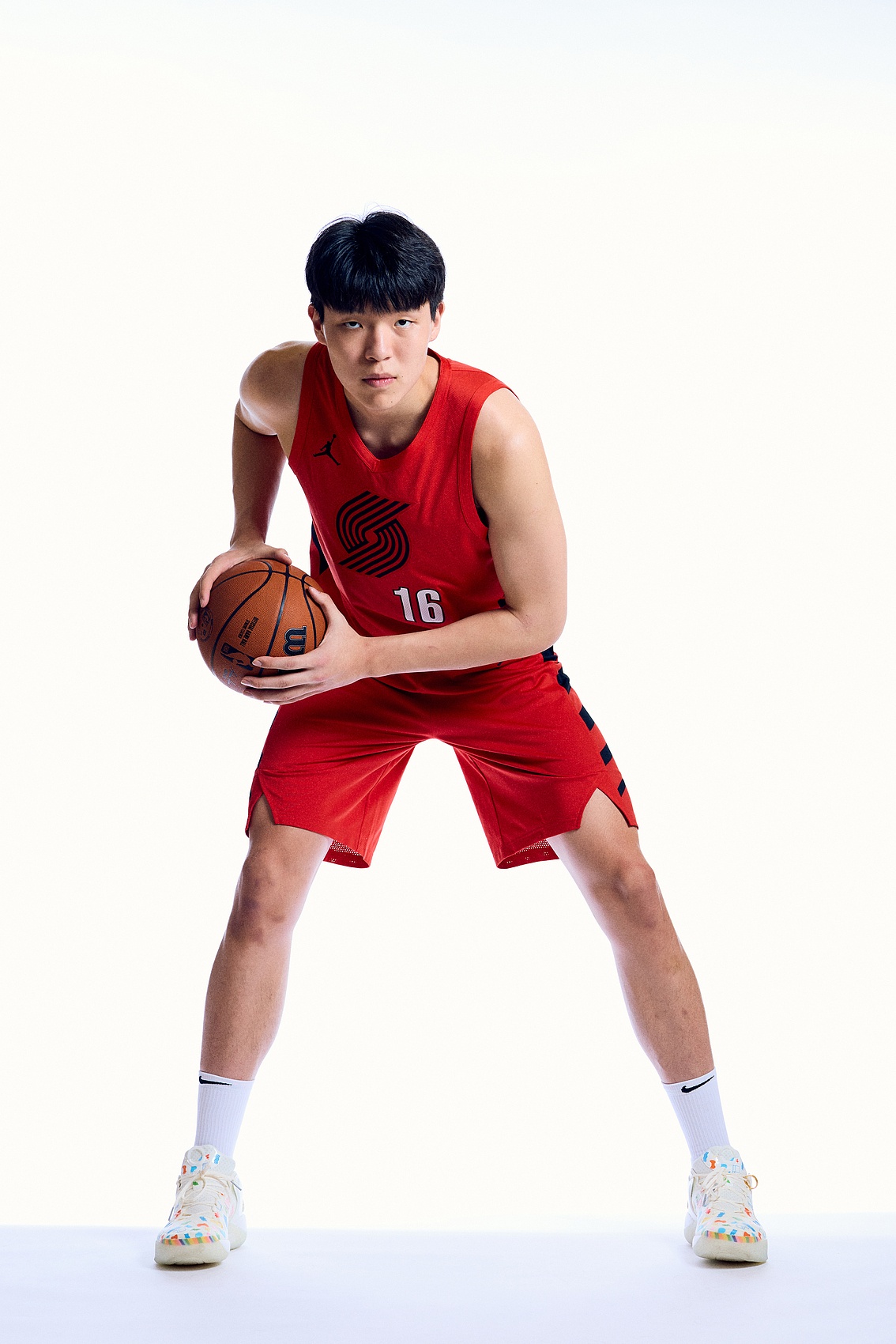 Leyu-队记:开拓者已聘用能讲普通话的人员 以更好地开拓中国市场