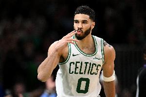 霍勒迪波津霍福德缺阵！绿军VS热火先发：双探花VS希罗&amp;阿德巴约